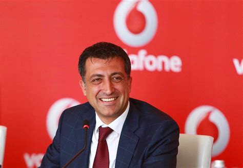 V­o­d­a­f­o­n­e­ ­T­ü­r­k­i­y­e­ ­C­E­O­­s­u­ ­G­ö­k­h­a­n­ ­Ö­ğ­ü­t­ ­İ­s­t­i­f­a­ ­E­t­t­i­